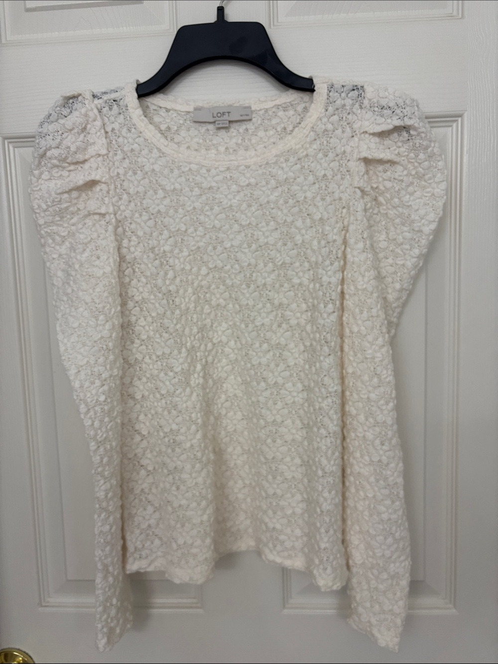 LOFT Cream Puff-Sleeve Textured Knit Top